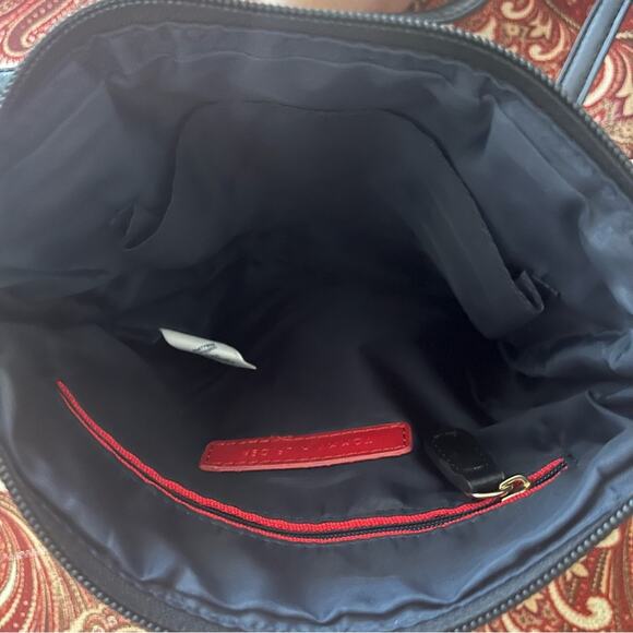 Tommy Hilfigure Black Small Crossbody Gold Hardware Vegan Leather Bag - Picture 6 of 9